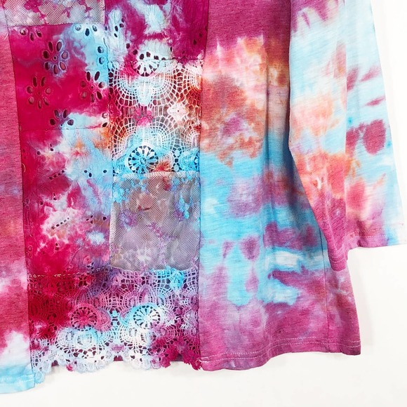 Patchwork Paradise New Directions Medium Top Tie Dye Embroidered Pink Blue 552 - Picture 5 of 10